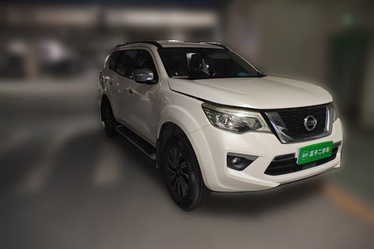 Used Nissan Terra 2018 2.5L Automatic 4x4 Luxury Edition Front Right 45 Deg