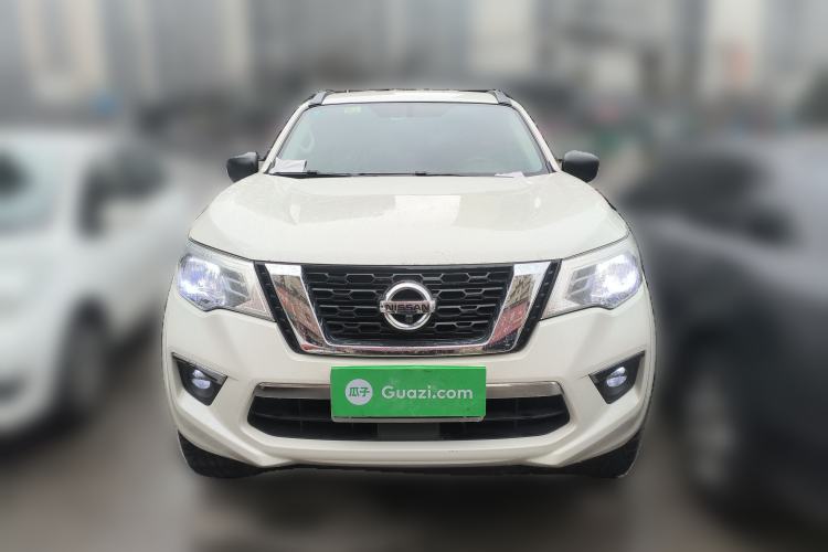 Used Nissan Terra 2018 2.5L Manual Two-Wheel Drive Elite Edition Front