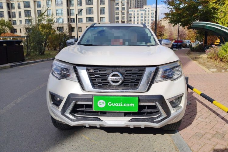 Used Nissan Terra 2018 2.5L Automatic 4x4 Flagship Edition Front