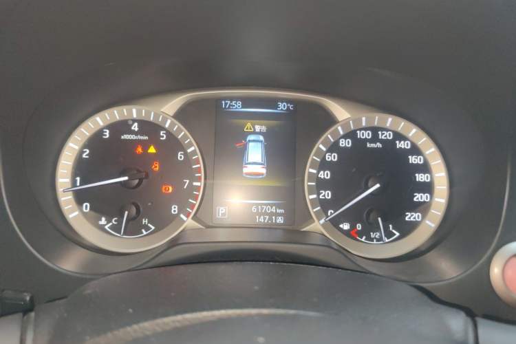 Used Nissan Terra 2018 2.5L Automatic 2WD Luxury Edition Instrument Cluster