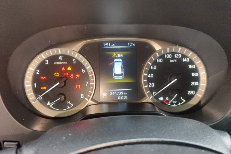 Used Nissan Terra 2018 2.5L Automatic 4x4 Luxury Edition Instrument Cluster