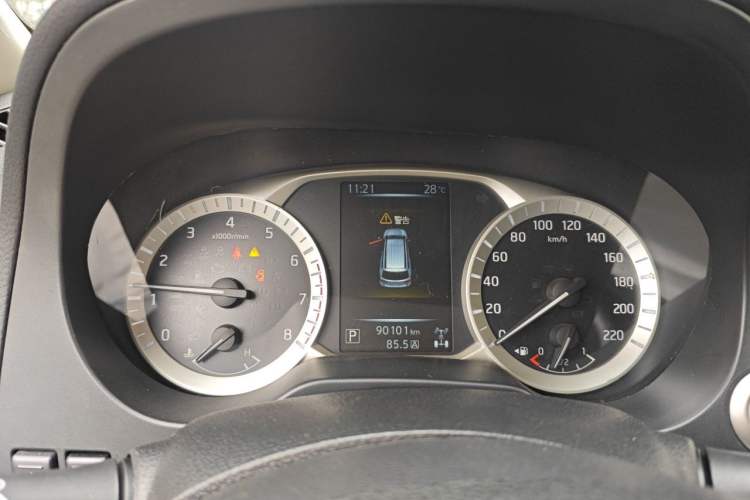 Used Nissan Terra 2018 2.5L Automatic 4x4 Luxury Edition Instrument Cluster