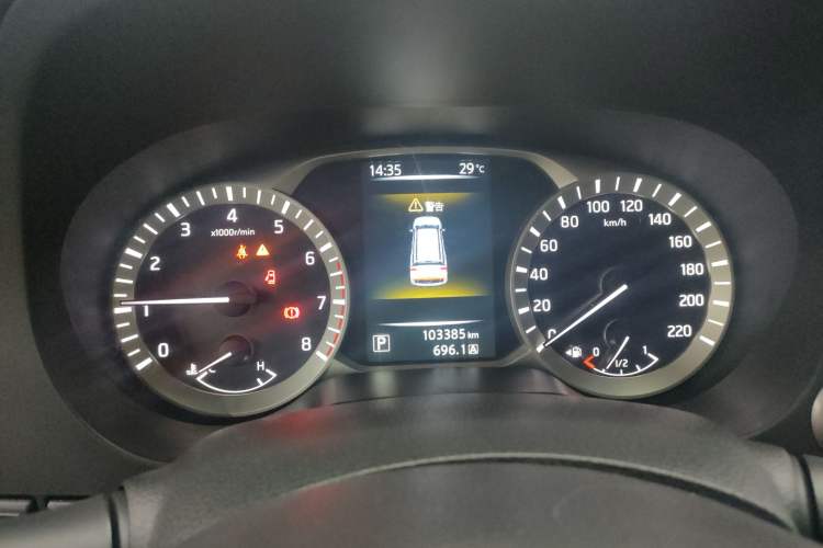 Used Nissan Terra 2018 2.5L Automatic 2WD Luxury Edition Instrument Cluster