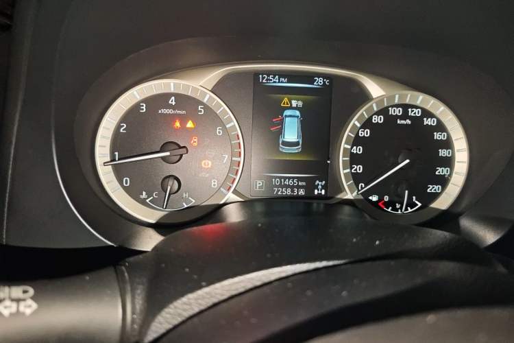 Used Nissan Terra 2018 2.5L Automatic 4x4 Luxury Edition Instrument Cluster