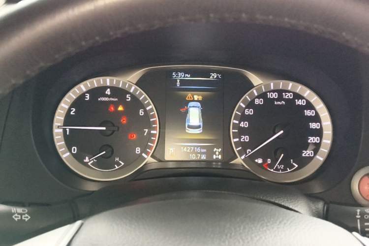 Used Nissan Terra 2018 2.5L Automatic 4x4 Flagship Edition Instrument Cluster