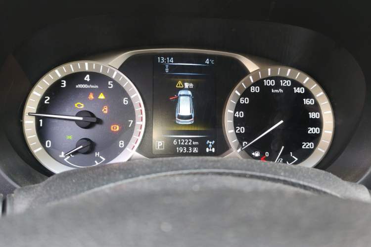 Used Nissan Terra 2018 2.5L Automatic 4x4 Flagship Edition Instrument Cluster