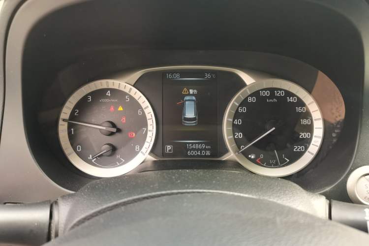 Used Nissan Terra 2018 2.5L Automatic 2WD Luxury Edition Instrument Cluster