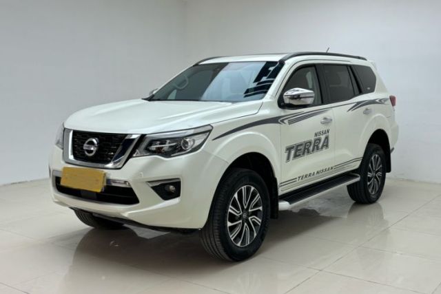Used Nissan Terra 2018 2.5L Automatic 4x4 Flagship Edition