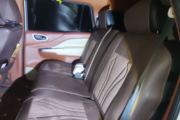 Used Nissan Terra 2018 2.5L Automatic 4x4 Luxury Edition Left Rear Seat