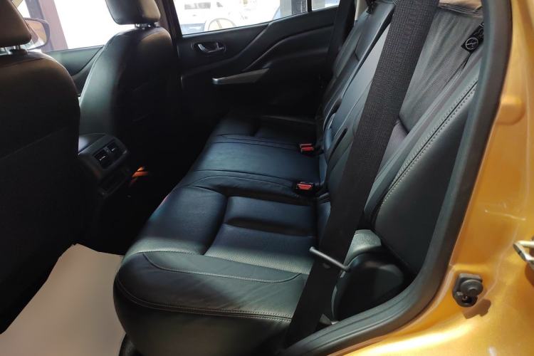 Used Nissan Terra 2018 2.5L Automatic 4x4 Luxury Edition Left Rear Seat