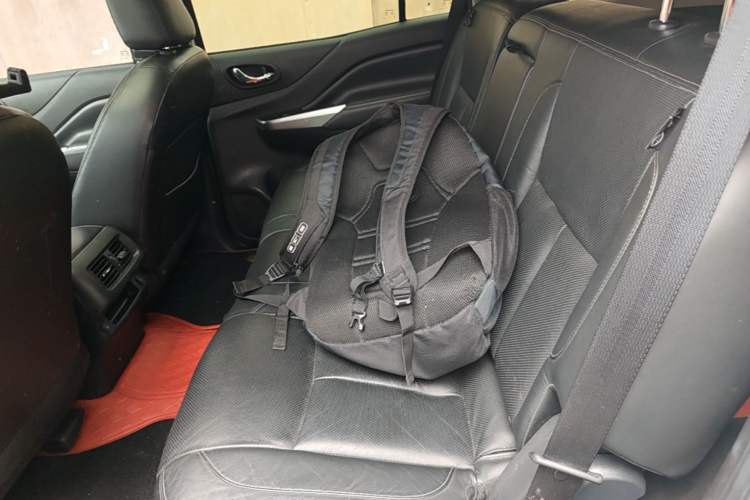 Used Nissan Terra 2018 2.5L Automatic 2WD Luxury Edition Left Rear Seat