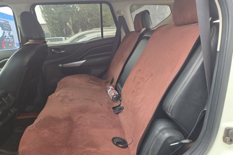 Used Nissan Terra 2018 2.5L Automatic 4x4 Luxury Edition Left Rear Seat