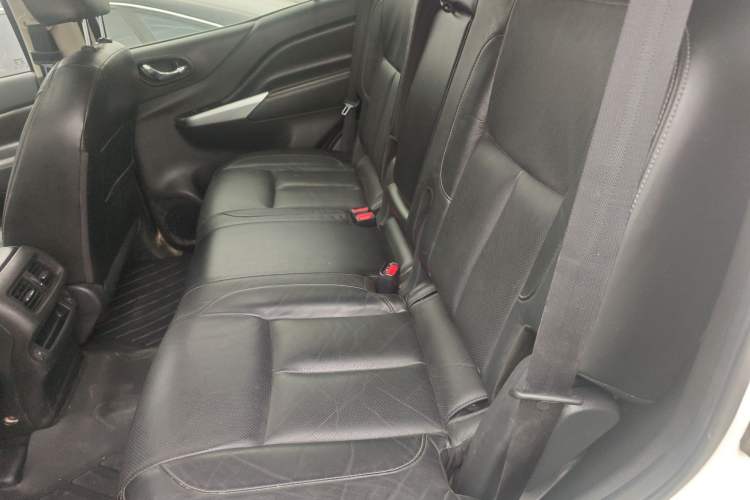 Used Nissan Terra 2018 2.5L Automatic 4x4 Flagship Edition Left Rear Seat