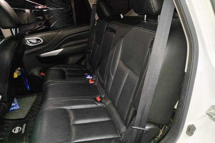 Used Nissan Terra 2018 2.5L Automatic 4x4 Flagship Edition Left Rear Seat