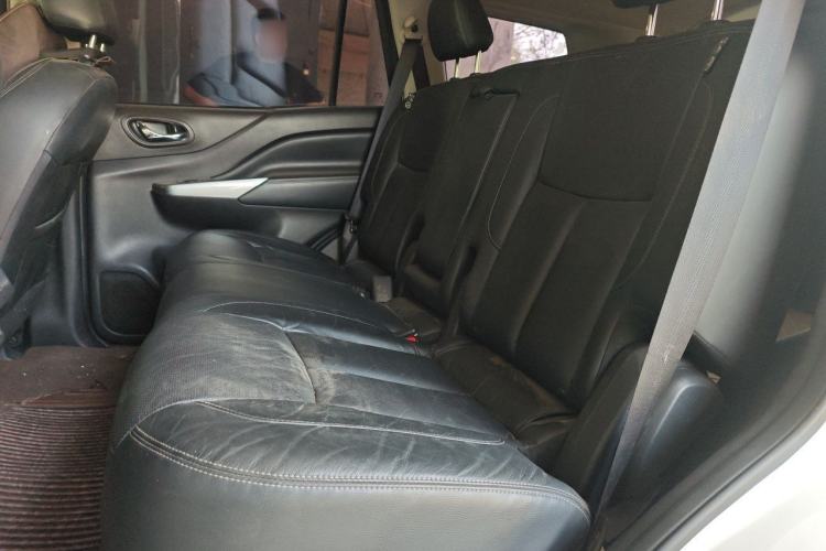 Used Nissan Terra 2018 2.5L Automatic 4x4 Flagship Edition Left Rear Seat