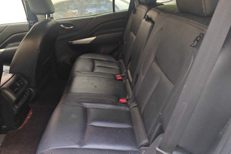 Used Nissan Terra 2018 2.5L Automatic 4x4 Flagship Edition Left Rear Seat