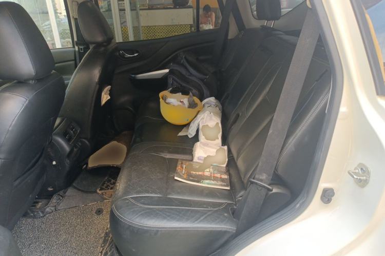 Used Nissan Terra 2018 2.5L Automatic 4x4 Flagship Edition Left Rear Seat