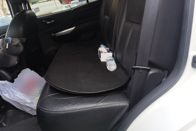 Used Nissan Terra 2018 2.5L Automatic 4x4 Luxury Edition Left Rear Seat