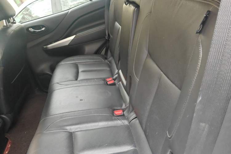 Used Nissan Terra 2018 2.5L Automatic 4x4 Flagship Edition Left Rear Seat