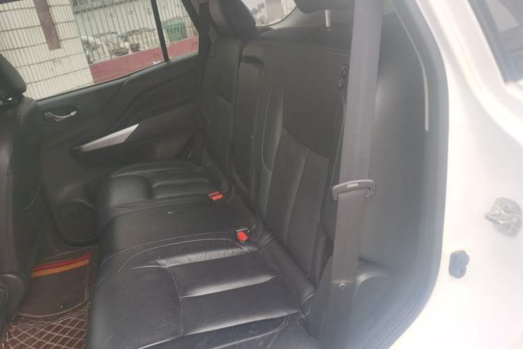 Used Nissan Terra 2018 2.5L Automatic 4x4 Flagship Edition Left Rear Seat