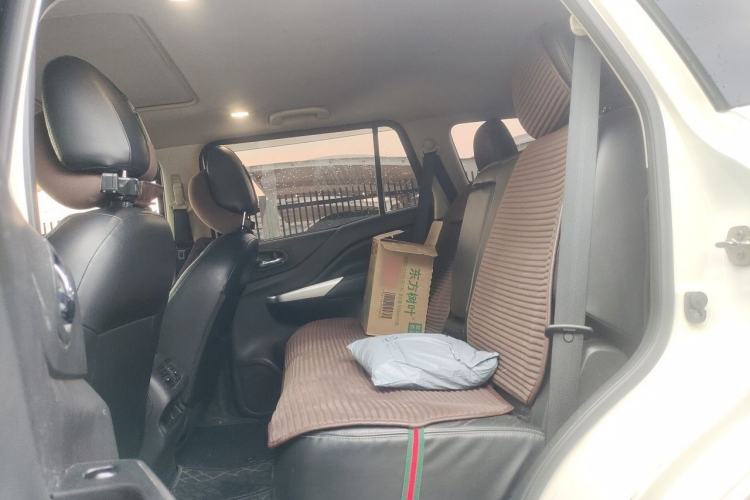 Used Nissan Terra 2018 2.5L Automatic 4x4 Luxury Edition Left Rear Seat