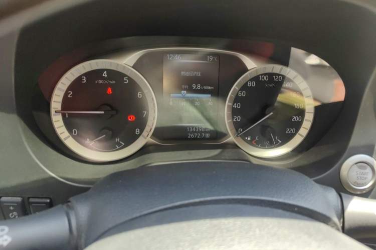 Used Nissan Terra 2018 2.5L Manual Two-Wheel Drive Leading Edition Odometer Close Up