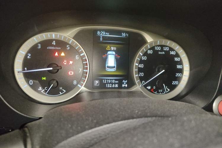 Used Nissan Terra 2018 2.5L Automatic 4x4 Flagship Edition Odometer Close Up