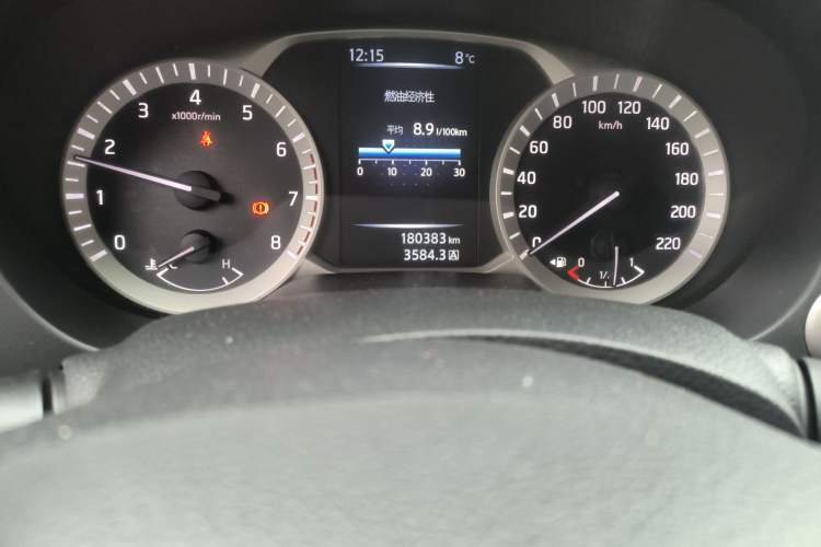 Used Nissan Terra 2018 2.5L Manual Two-Wheel Drive Elite Edition Odometer Close Up