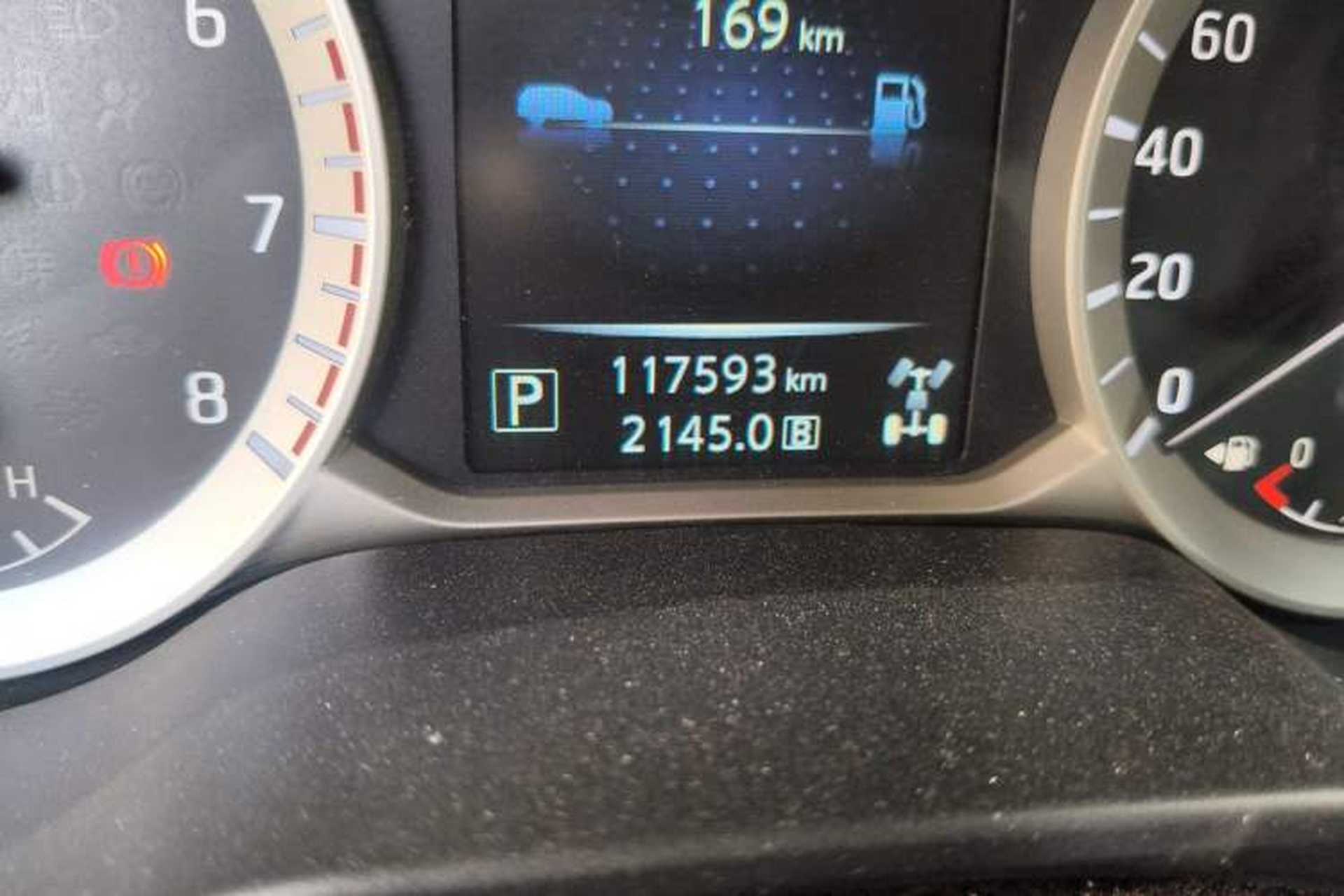 Used Nissan Terra 2018 2.5L Automatic 4x4 Flagship Edition Odometer Close Up