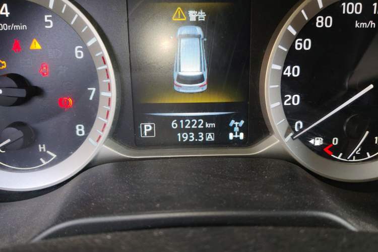 Used Nissan Terra 2018 2.5L Automatic 4x4 Flagship Edition Odometer Close Up