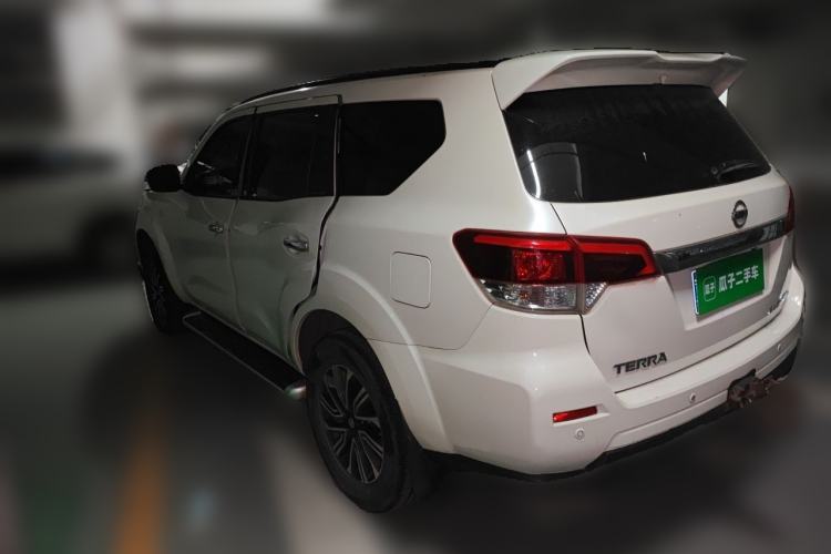Used Nissan Terra 2018 2.5L Automatic 4x4 Luxury Edition Rear Left 45 Deg