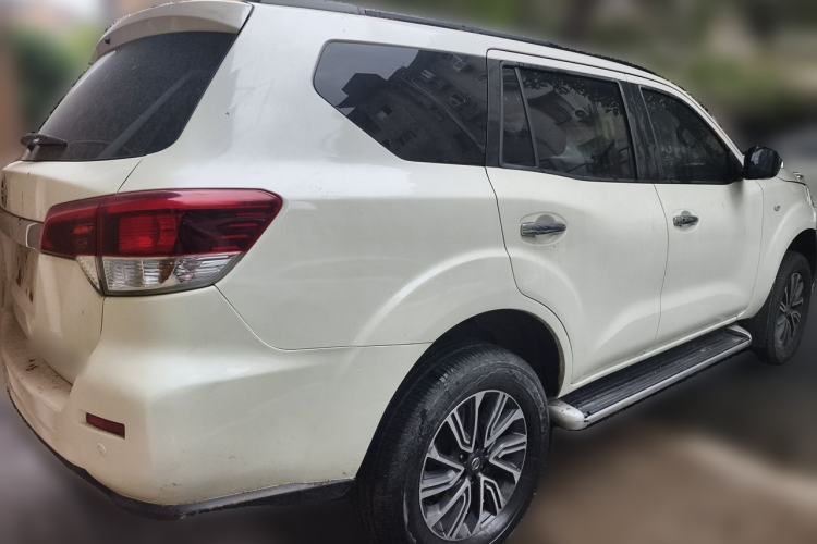 Used Nissan Terra 2018 2.5L Automatic 4x4 Luxury Edition Rear Right 45 Deg