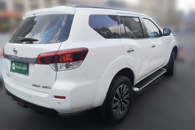 Used Nissan Terra 2018 2.5L Automatic 4x4 Luxury Edition Rear Right 45 Deg