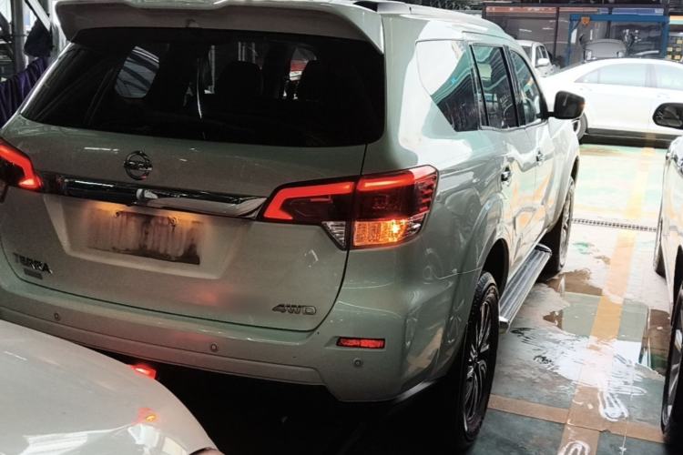 Used Nissan Terra 2018 2.5L Automatic 4x4 Flagship Edition Rear Right 45 Deg