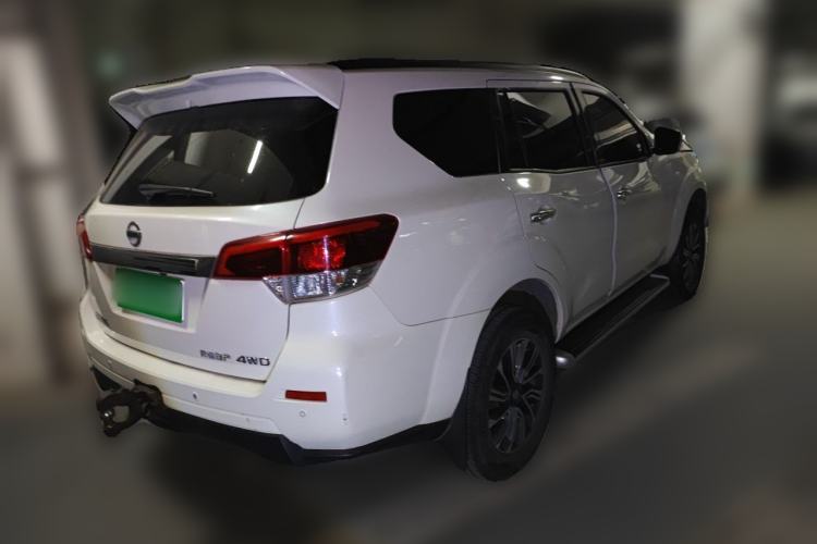 Used Nissan Terra 2018 2.5L Automatic 4x4 Luxury Edition Rear Right 45 Deg