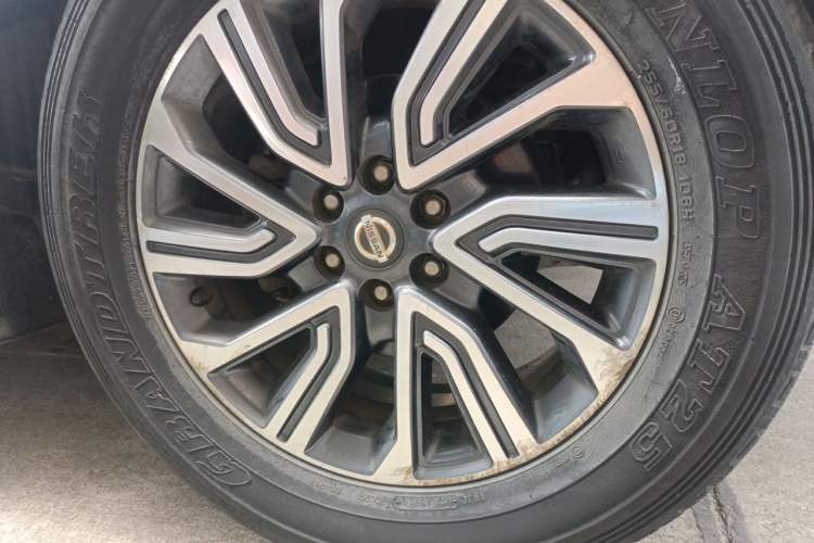 Used Nissan Terra 2018 2.5L Automatic 4x4 Flagship Edition Right Front Wheel Hub