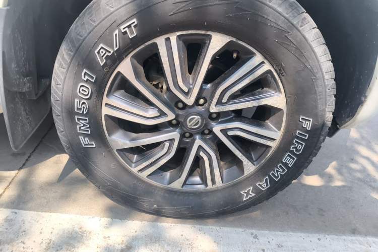 Used Nissan Terra 2018 2.5L Automatic 4x4 Flagship Edition Right Front Wheel Hub