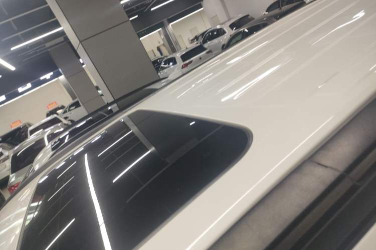 Used Nissan Terra 2018 2.5L Automatic 2WD Luxury Edition Roof