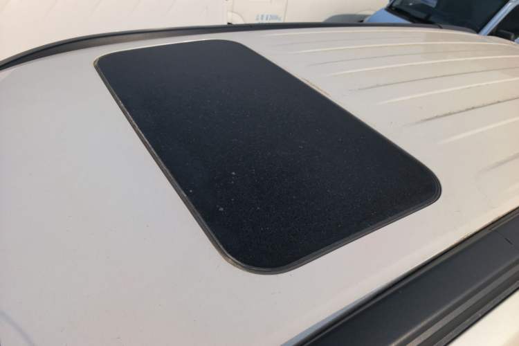 Used Nissan Terra 2018 2.5L Automatic 2WD Luxury Edition Roof