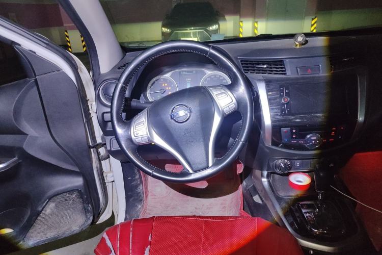 Used Nissan Terra 2018 2.5L Automatic 4x4 Flagship Edition Steering Wheel
