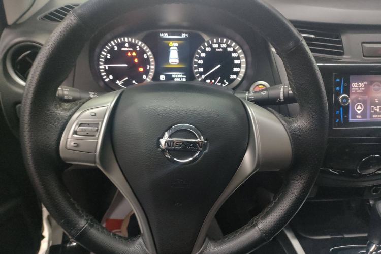 Used Nissan Terra 2018 2.5L Automatic 2WD Luxury Edition Steering Wheel