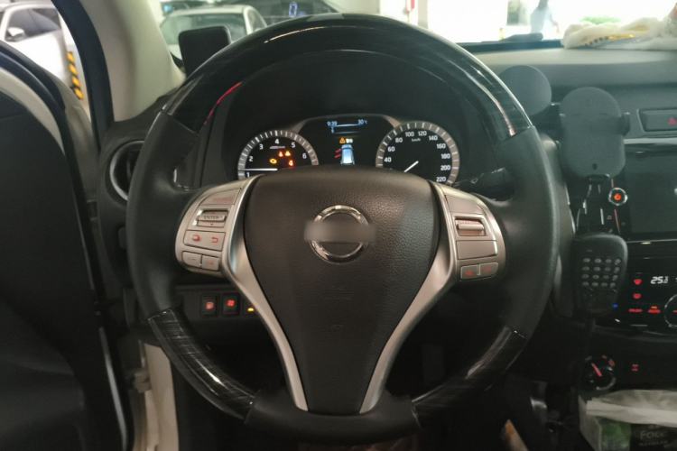 Used Nissan Terra 2018 2.5L Automatic 4x4 Flagship Edition Steering Wheel