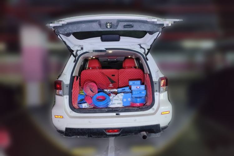 Used Nissan Terra 2018 2.5L Automatic 4x4 Flagship Edition Trunk