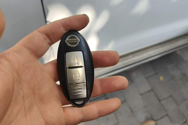 Used Nissan Terra 2018 2.5L Automatic 2WD Luxury Edition Vehicle Key
