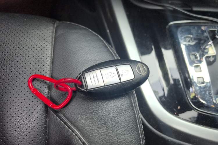 Used Nissan Terra 2018 2.5L Automatic 2WD Luxury Edition Vehicle Key