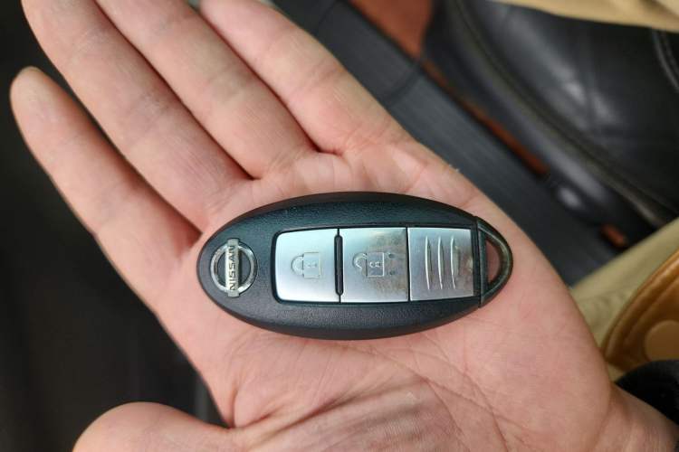 Used Nissan Terra 2018 2.5L Automatic 4x4 Flagship Edition Vehicle Key