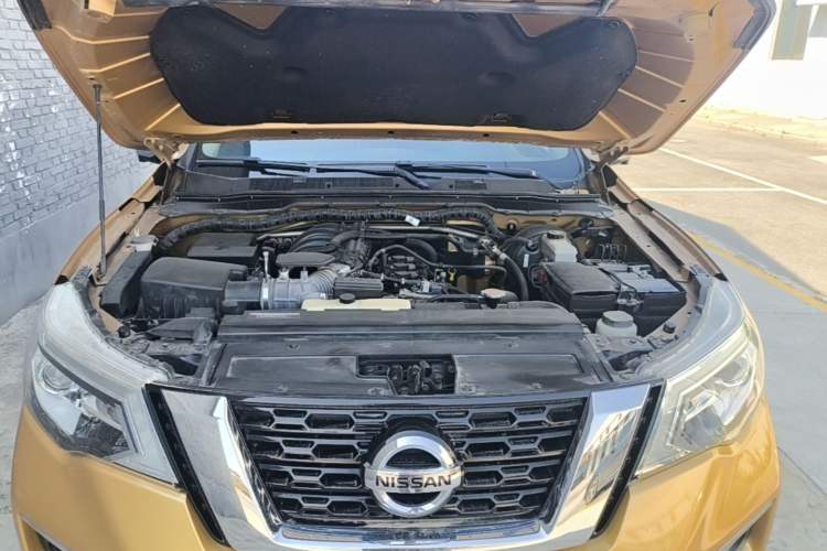 Used Nissan Terra 2018 2.5L Automatic 4x4 Flagship Edition Engine Bay