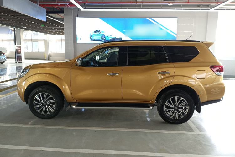 Used Nissan Terra 2018 2.5L Automatic 4x4 Flagship Edition Exterior 2