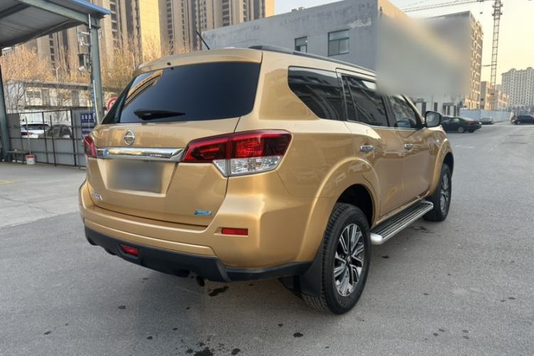 Used Nissan Terra 2018 2.5L Manual Two-Wheel Drive Elite Edition Exterior 2