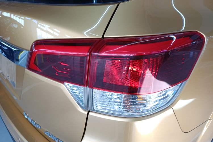 Used Nissan Terra 2018 2.5L Automatic 4x4 Flagship Edition Exterior 5
